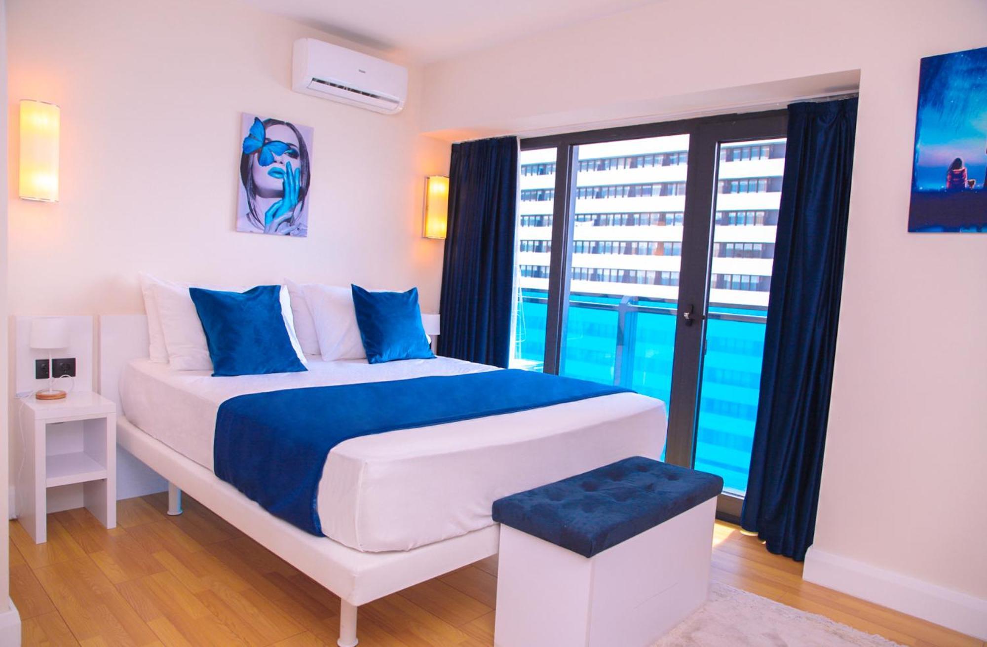 Relax And Unwind Premier Sea View Aparthotel In Batumi Eksteriør billede