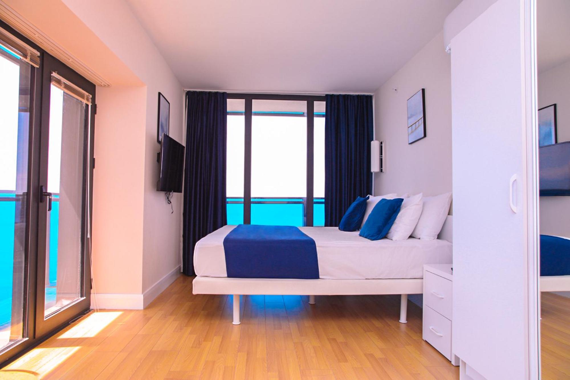 Relax And Unwind Premier Sea View Aparthotel In Batumi Eksteriør billede