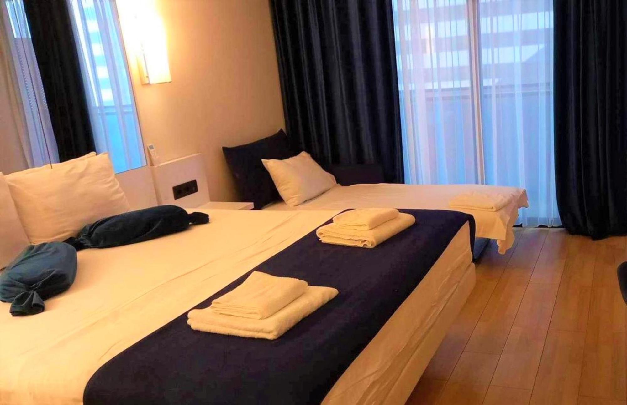 Relax And Unwind Premier Sea View Aparthotel In Batumi Eksteriør billede